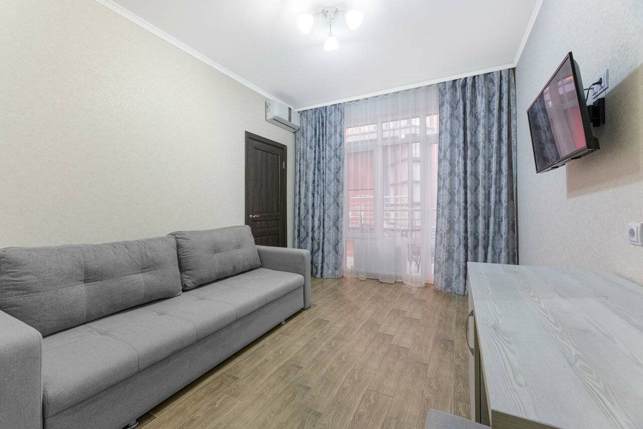 2-комнатная комната люкс с 1 двуспальной кроватью